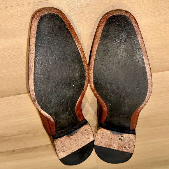 Johnston & Murphy Oxfords in Cognac Leather - Men's size 9.5 - Picture 9 of 10